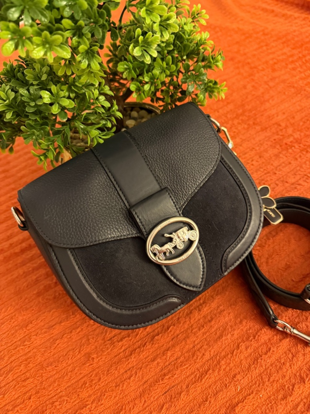 Coach Burgundy Leather Interior Patch Handbag - Picture 14 of 16